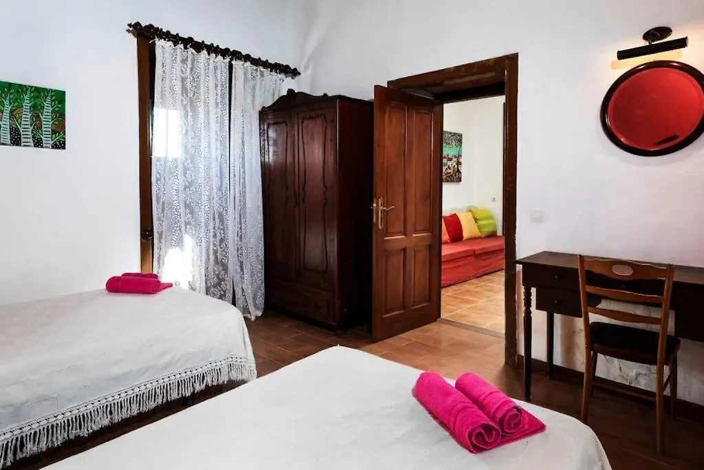 Histórica Villa con molino de viento Antigua  España