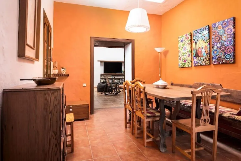 Histórica Villa con molino de viento Antigua