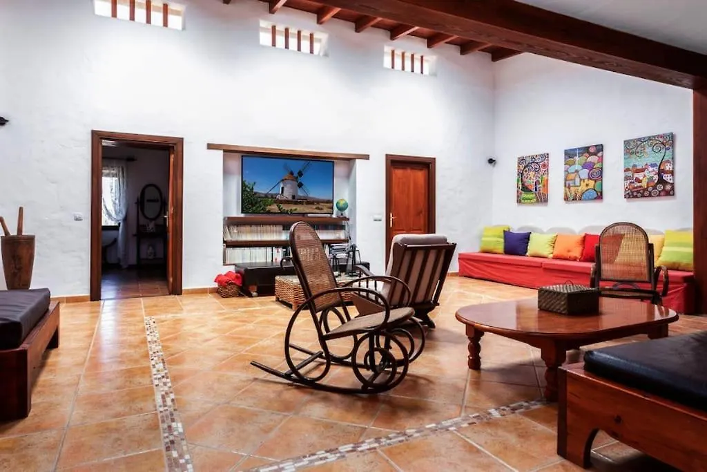Histórica Villa con molino de viento Antigua  0*, Antigua (Fuerteventura) España